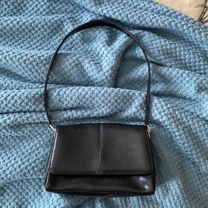 Liz Claiborne Classic Black Purse